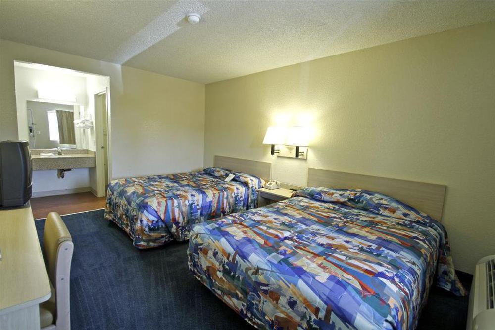 Motel 6-Sparks, Nv - Airport - سباركس الغرفة الصورة